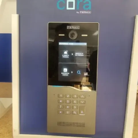 Placa de calle para videoporteros Cora de Fermax